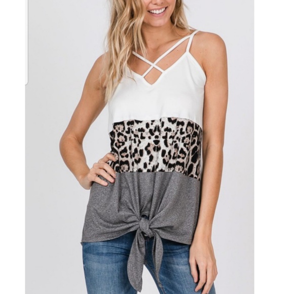 LAST 1* Criss cross flowy knot leopard tank top - Picture 1 of 4